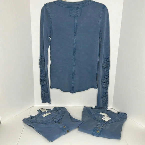 NWT Free People Our Song We The Free Henley Long Lace Sleeve Top- Blue - Picture 5 of 5